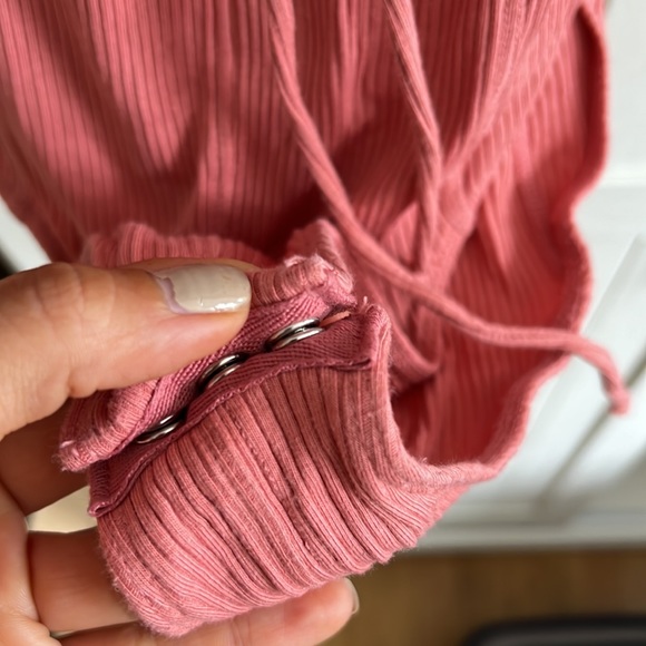 Urban Outfitters bodysuit Mauve / Pink tie up - medium - Picture 6 of 10